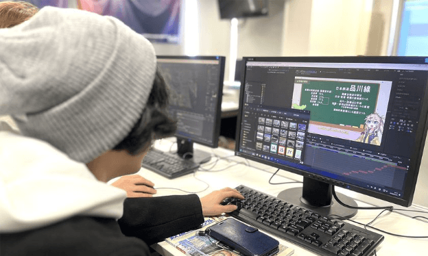 実際にPCを操作する実践的授業が豊富です