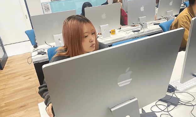 デザインに必要なソフトの勉強にも注力